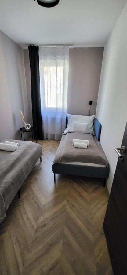 Dotis Apartman טטה מראה חיצוני תמונה
